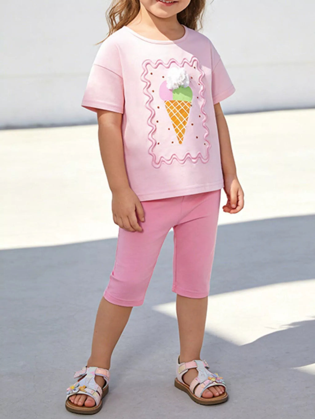 Girls Pink Ice Cream Graphic T-Shirt and Capri Pants Outfit Set