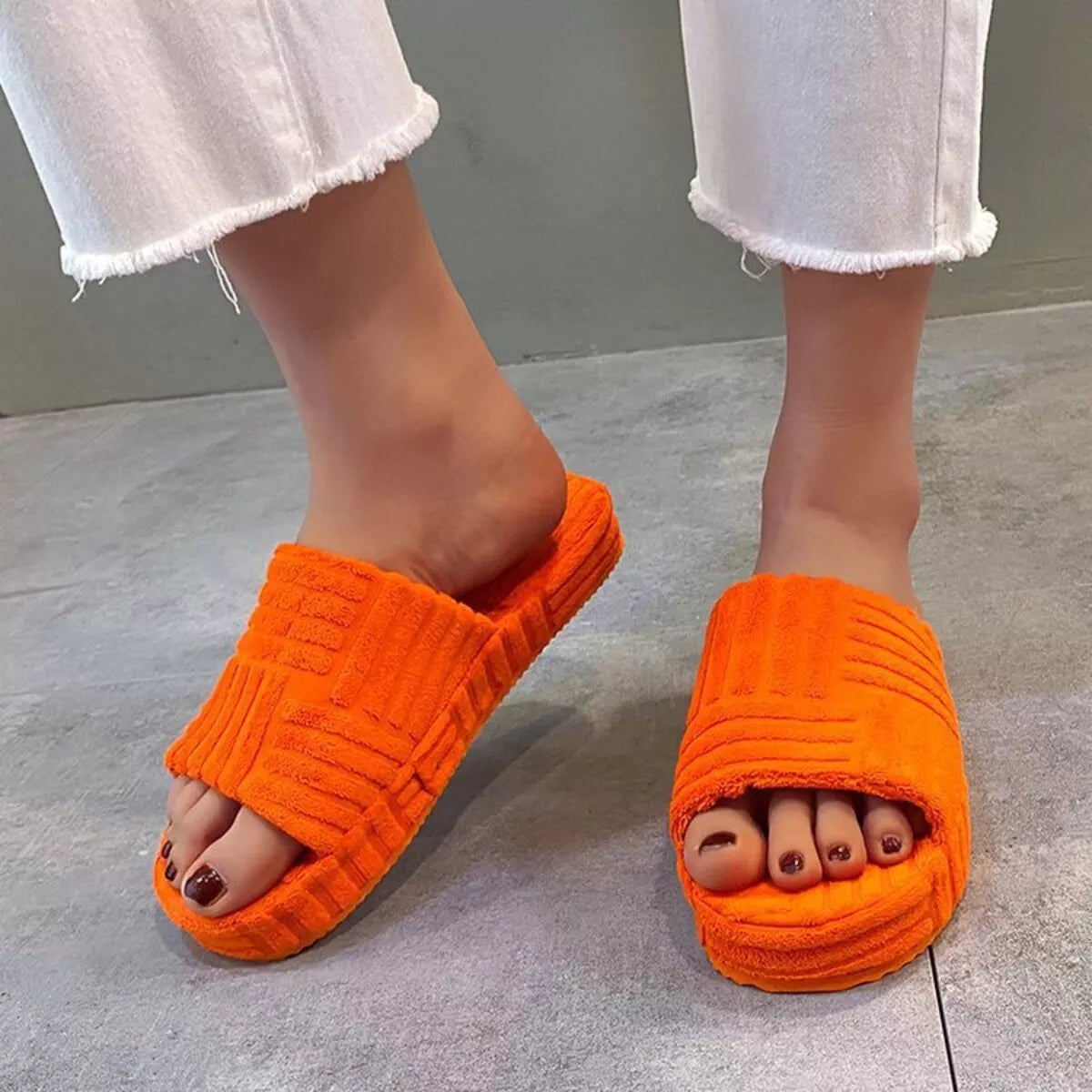 White Open Toe Platform Slippers Textured Slide Sandals