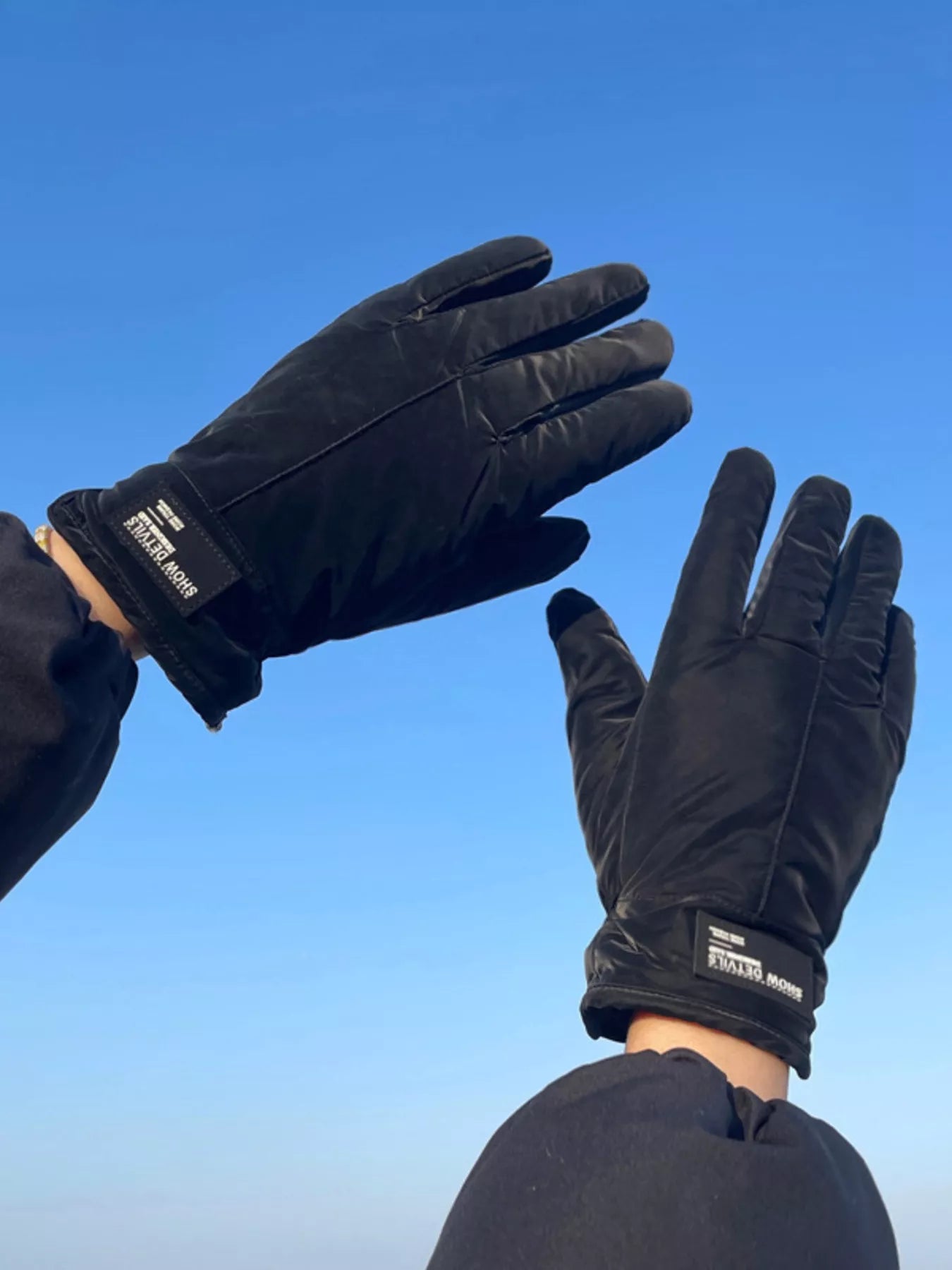 Winter Touchscreen Gloves - Warm & Tech-Ready