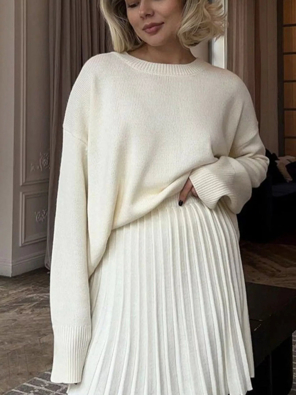 Women's Royal Blue Round Neck Ribbed Hem Long Sleeve Sweater