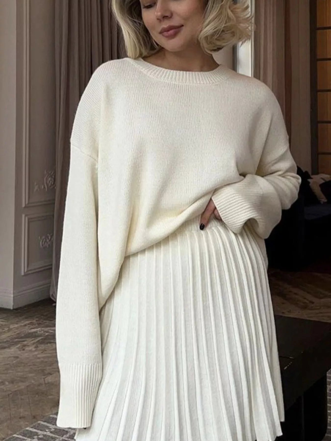 Women's Royal Blue Round Neck Ribbed Hem Long Sleeve Sweater