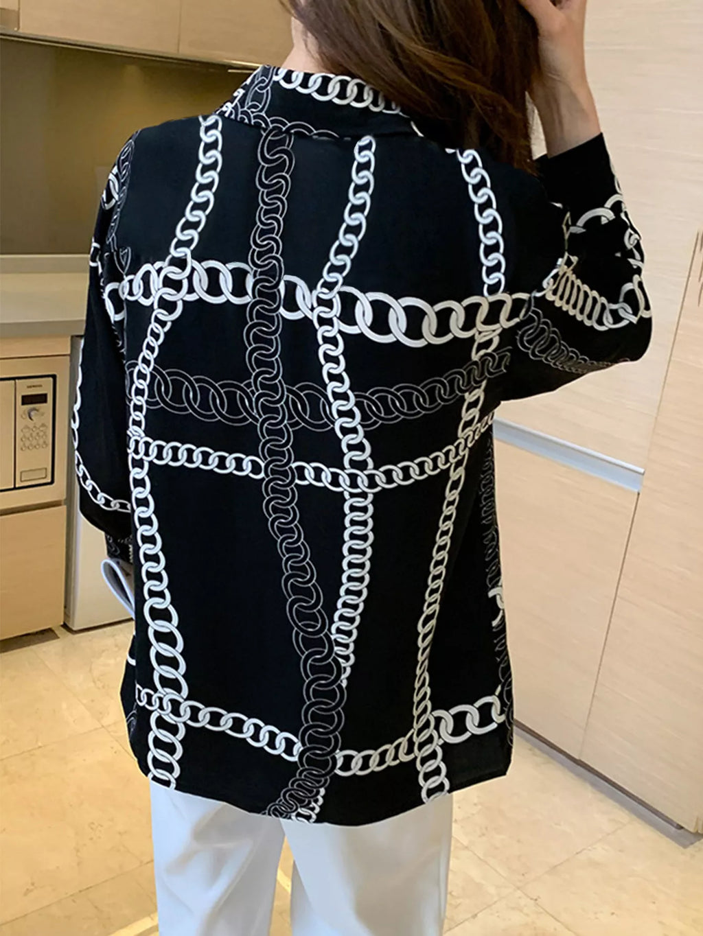 Women's Eclectic Abstract Print Long Sleeve Button-Up Blouse