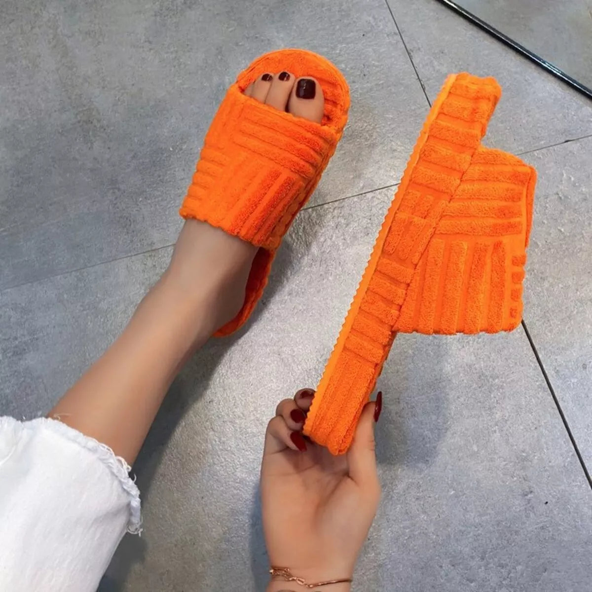 White Open Toe Platform Slippers Textured Slide Sandals