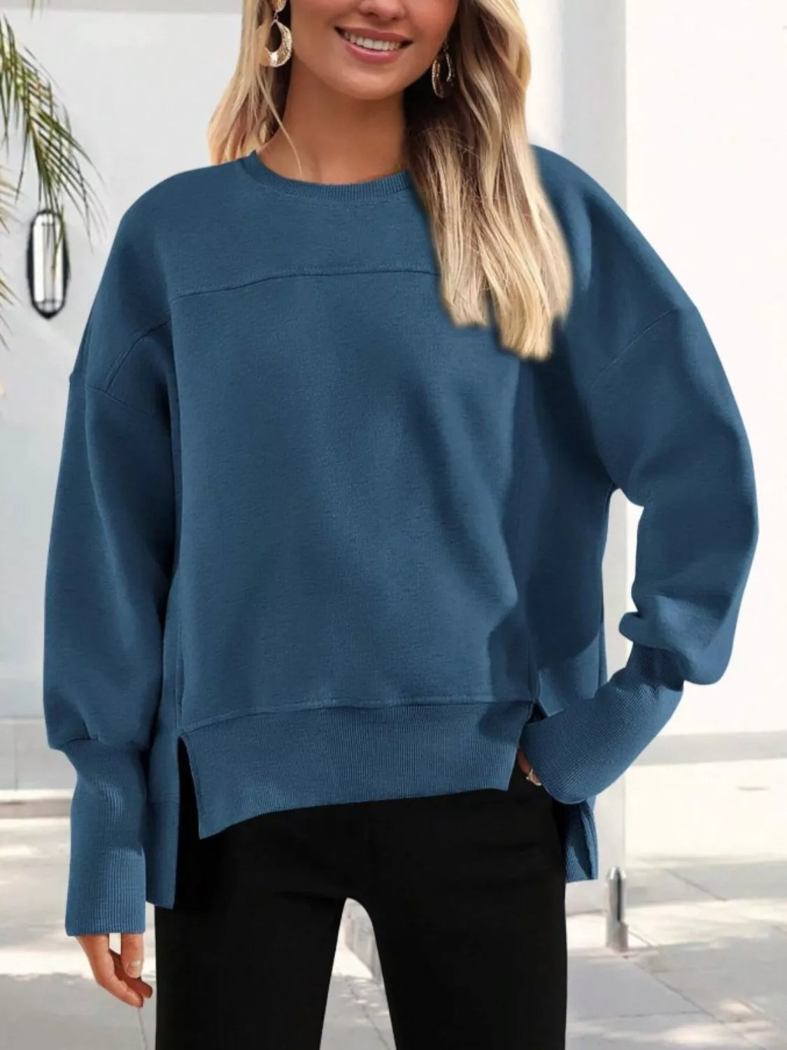 Women's Blue Side Slit Pullover Sweatshirt Long Sleeve Top
