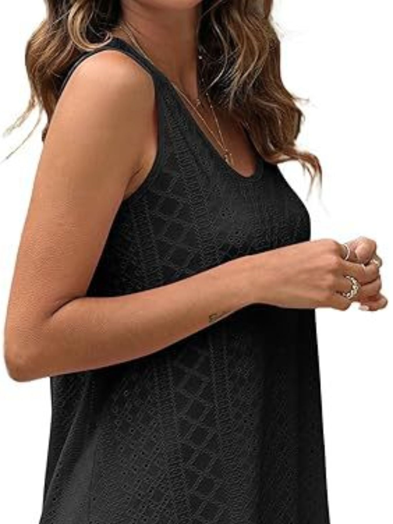 Women's Lavender Eyelet Scoop Neck Tank Top Sleeveless Shirt