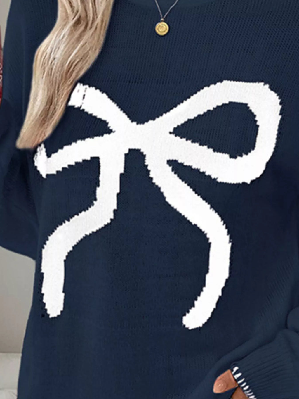 White Round Neck Long Sleeve Bow Print Holiday Sweater