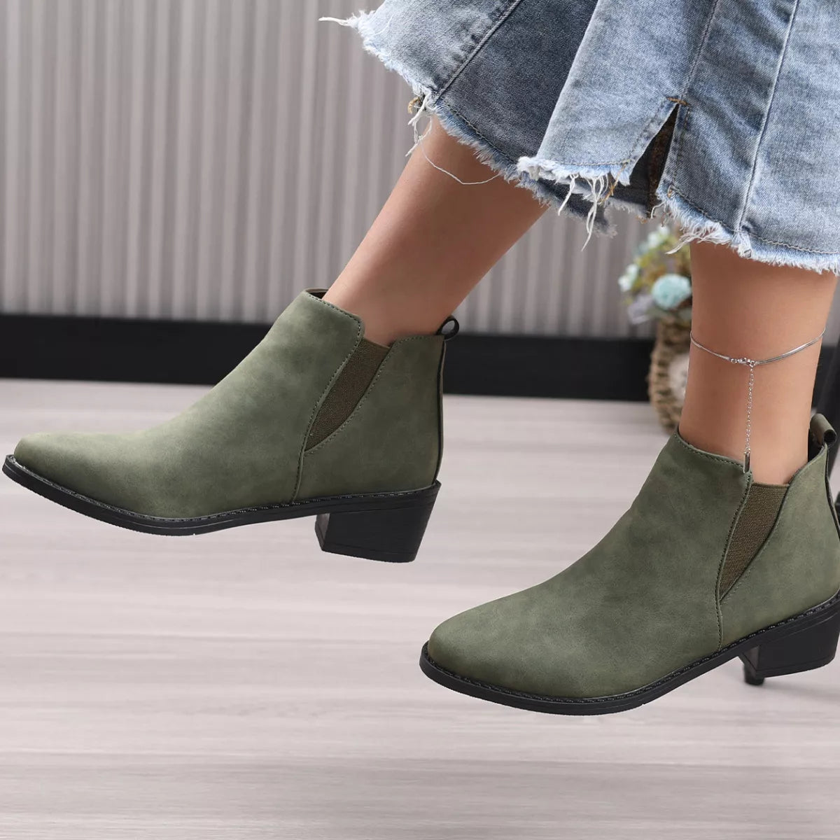 Women's Black Point Toe Mid Block Heel Ankle Boots