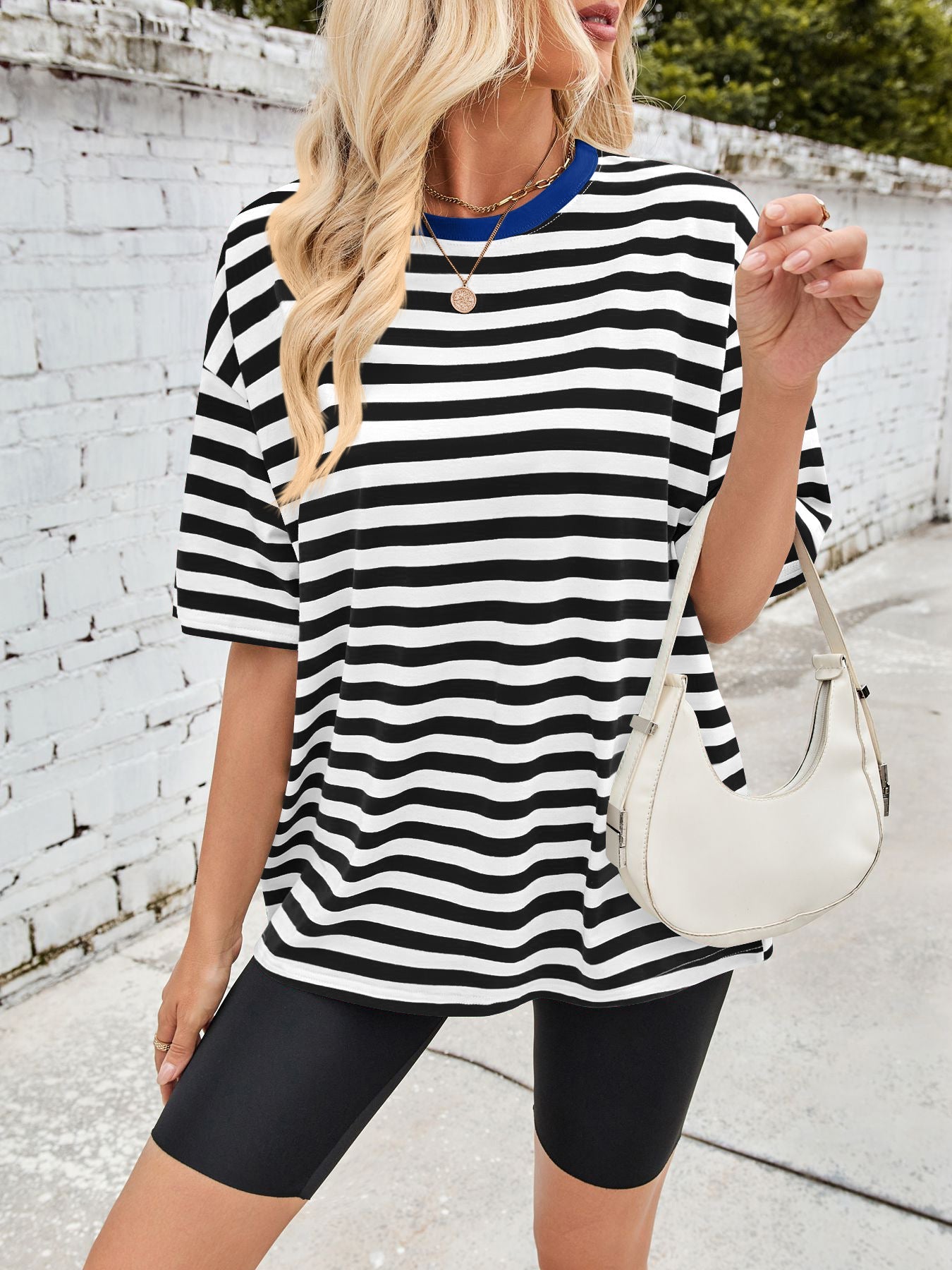 Women Striped Round Neck Half Sleeve Casual Oversized T-Shirt