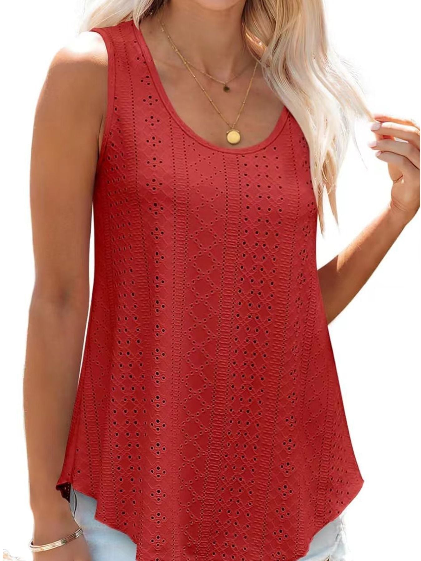 Women's Lavender Eyelet Scoop Neck Tank Top Sleeveless Shirt