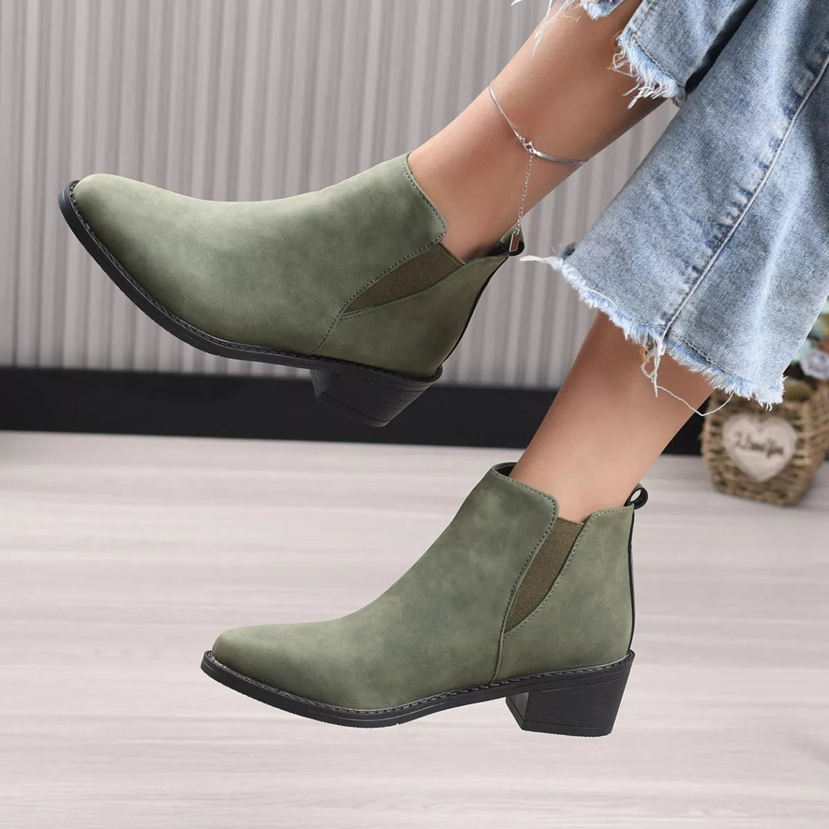 Women's Black Point Toe Mid Block Heel Ankle Boots