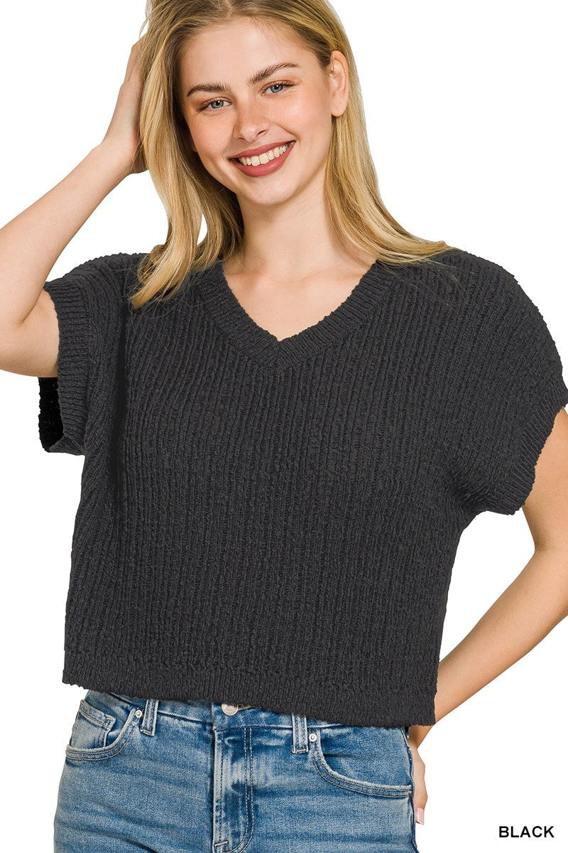 Textured Knit V-Neck Short Sleeve Cropped Sweater in Black