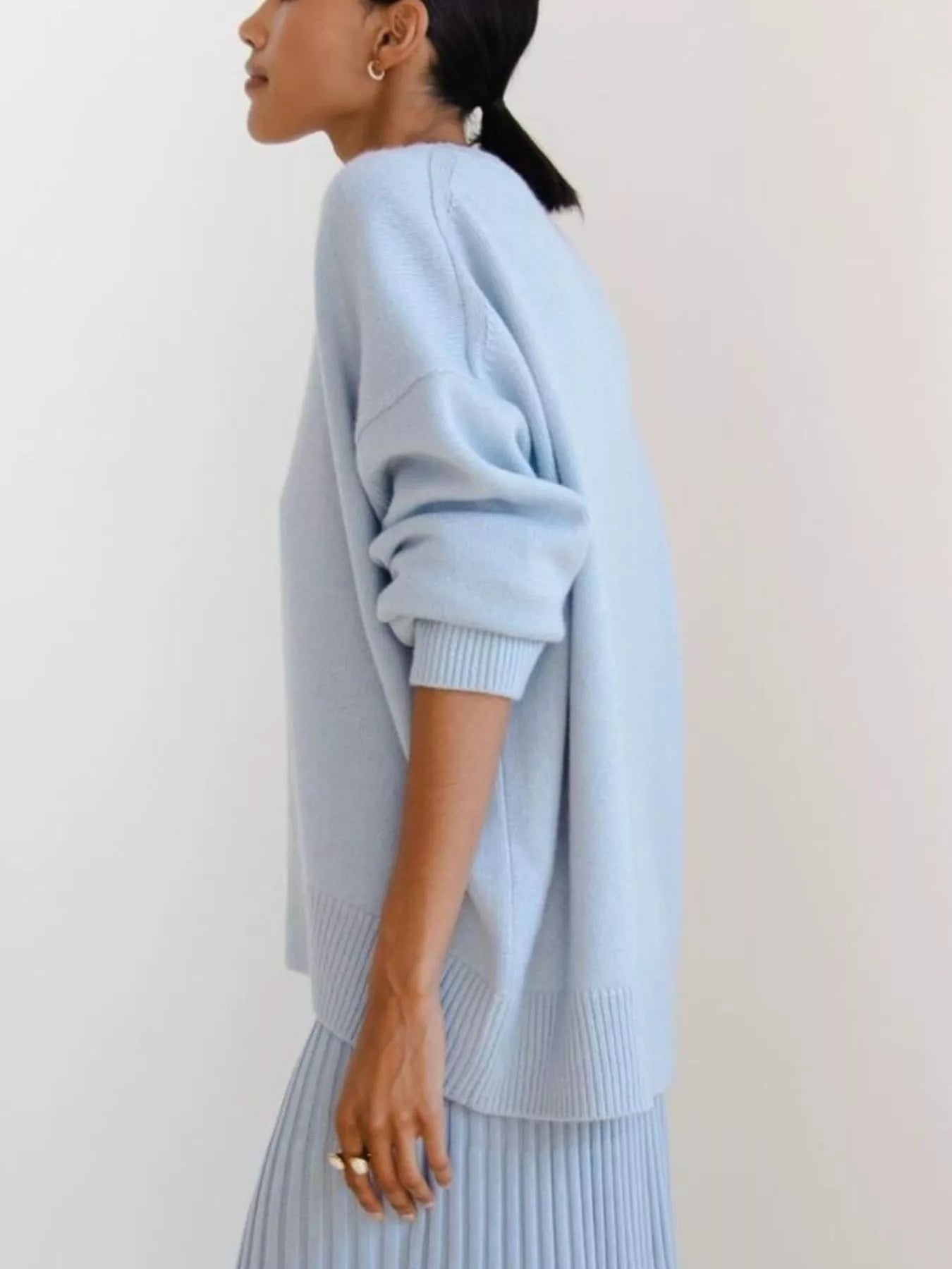 Women's Royal Blue Round Neck Ribbed Hem Long Sleeve Sweater