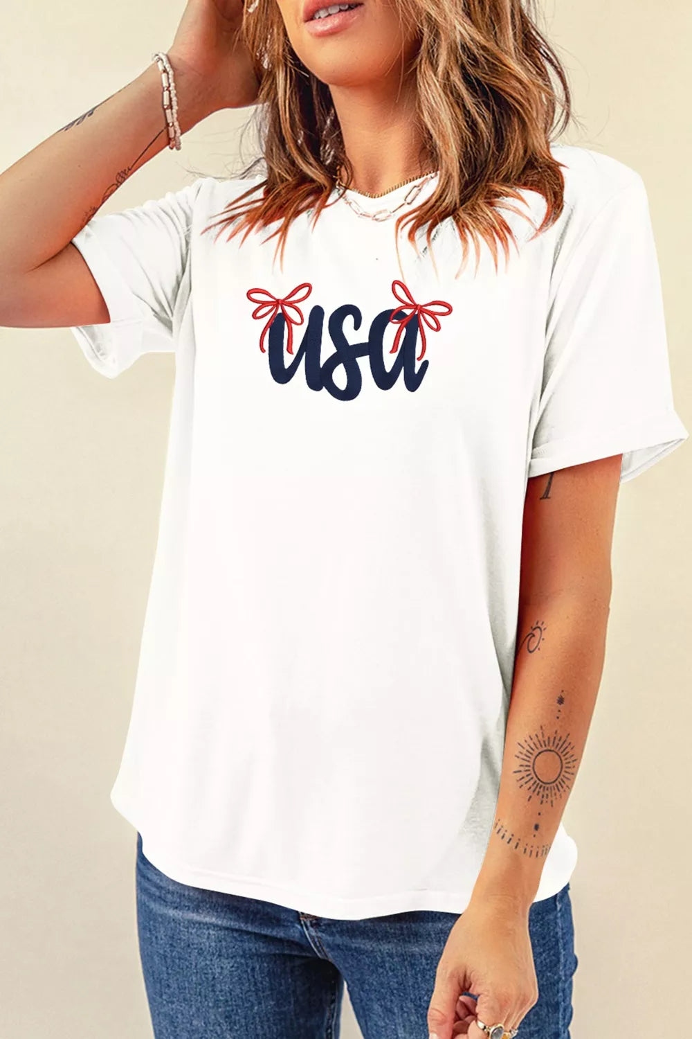 USA Lettering Bow Embroidered White Short Sleeve Crewneck T-Shirt