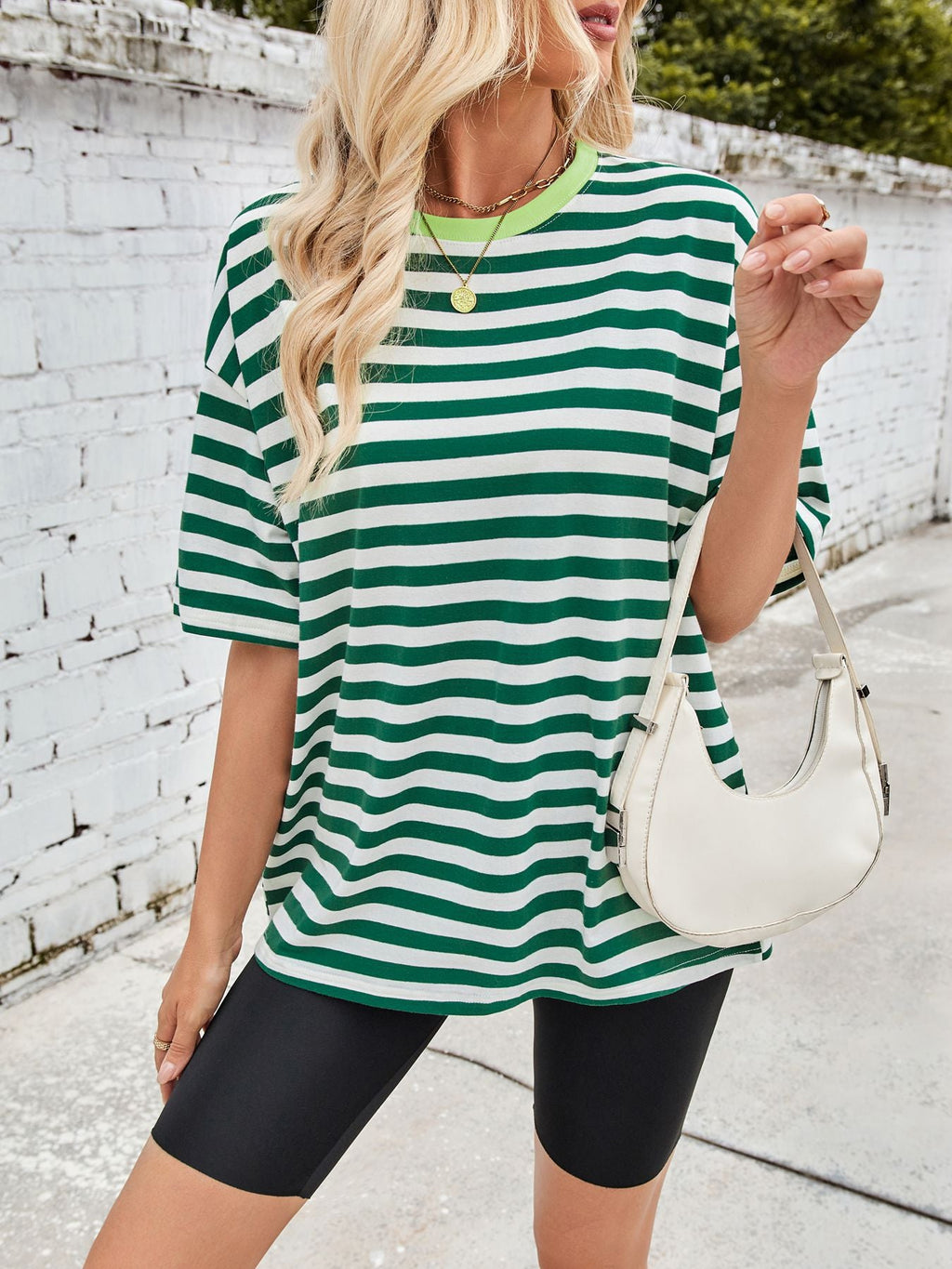 Women Striped Round Neck Half Sleeve Casual Oversized T-Shirt