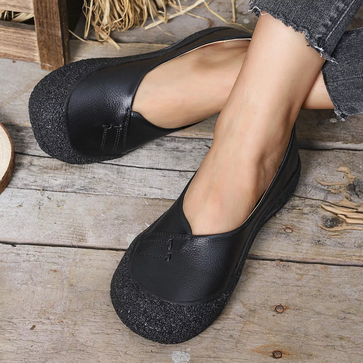 Women's Black Round Toe Slip-On Flats with Textured Soles
